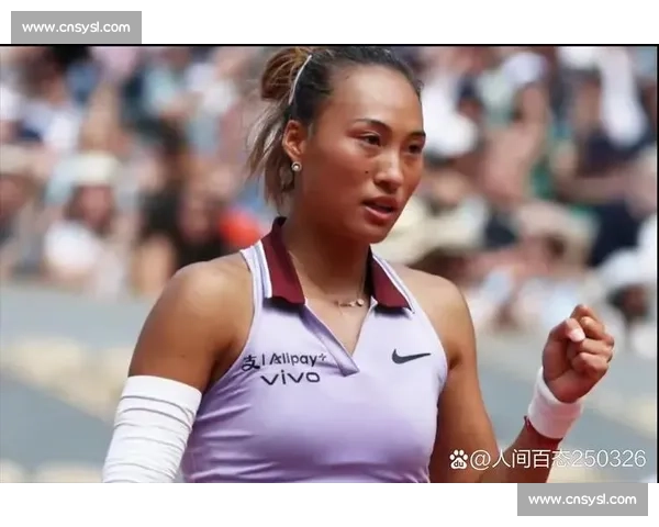 郑钦文决胜盘遭逆转！6-4 扳平仍难敌辛纳科娃