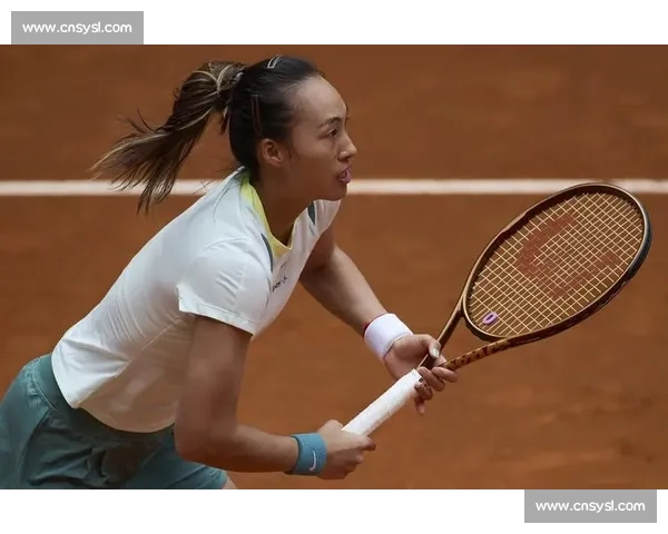 郑钦文柏林站闯关：九巨头围堵 + 60 分保分战，草地短板迎大考