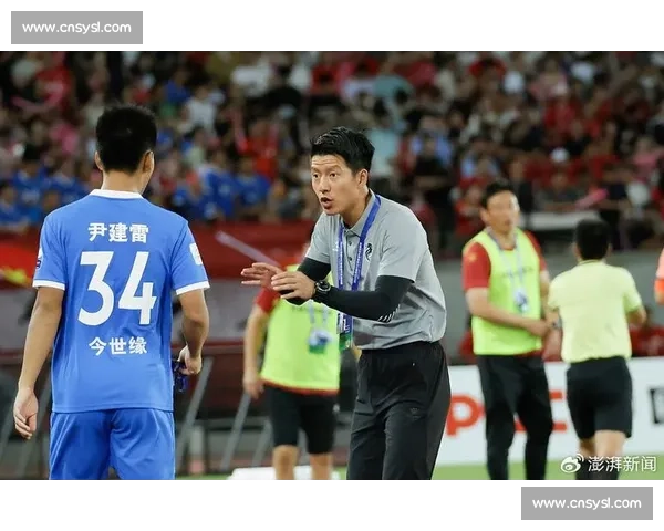 苏超 “西装主帅” 董松：江苏青训后卫的逆袭之路